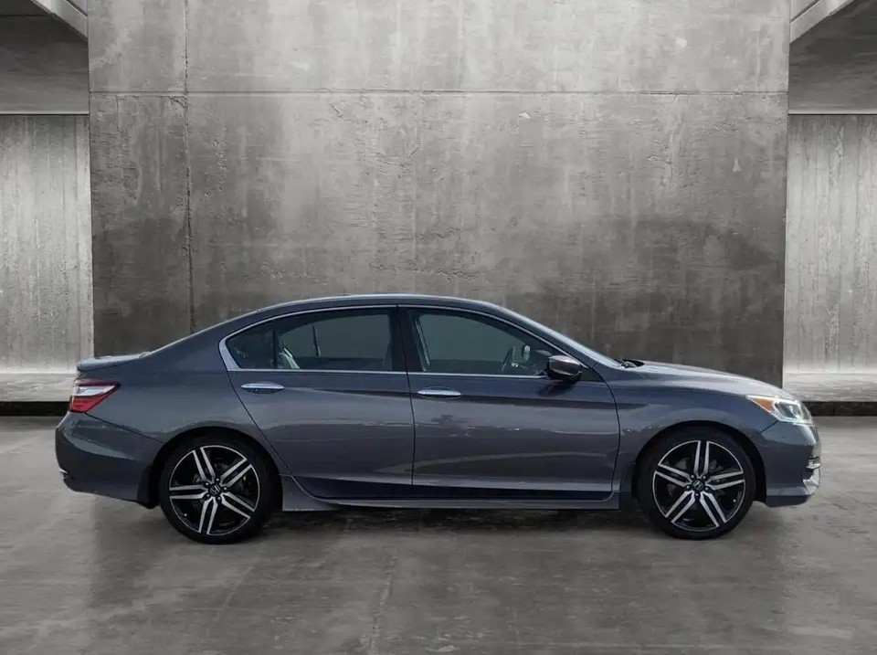 Used H O N D A Accord Sports